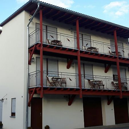 Gaestehaus Braeuscheuere 洪堡 外观 照片